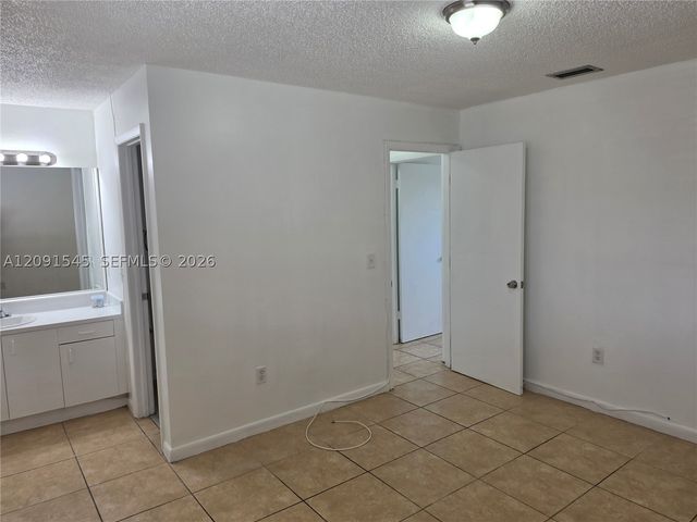13407 SW 62nd St 1, Miami, FL 33183