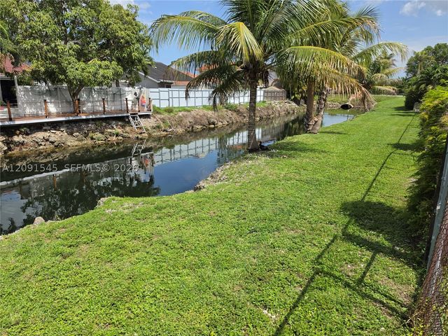 13407 SW 62nd St 1, Miami, FL 33183
