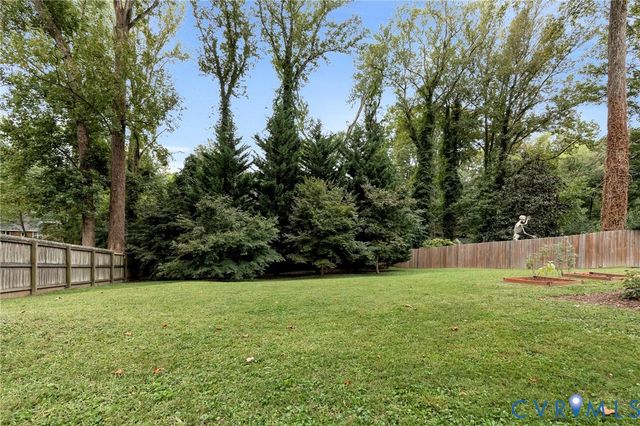 9217 Redington Dr, Chesterfield, VA 23235