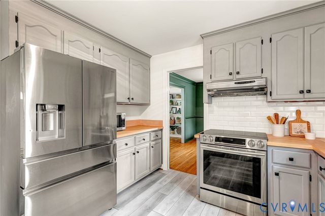 9217 Redington Dr, Chesterfield, VA 23235
