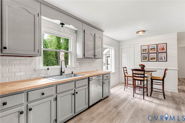 9217 Redington Dr, Chesterfield, VA 23235