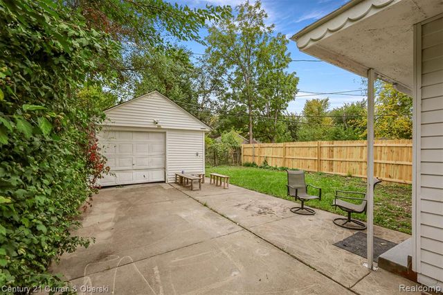 10696 Stratman Street, Detroit, MI 48224