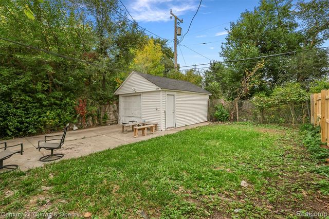 10696 Stratman Street, Detroit, MI 48224