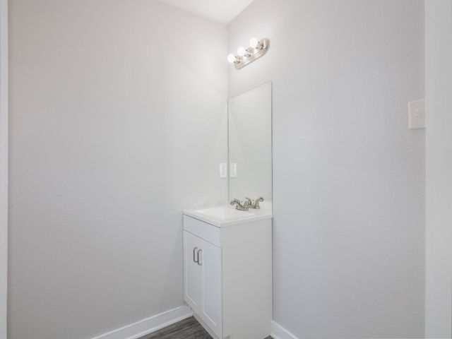 112 Oakdale Street, Dayton, TX 77535