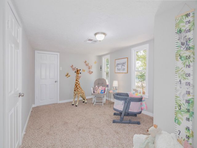 112 Oakdale Street, Dayton, TX 77535