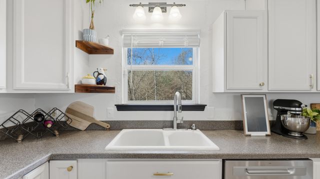 4101 Shady Oak Drive, Ooltewah, TN 37363