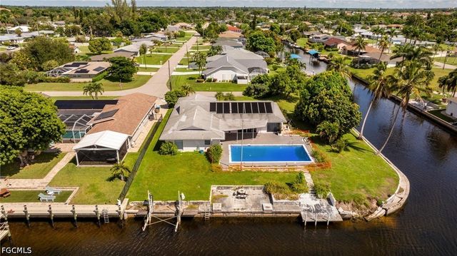 928 SE 43rd ST, Cape Coral, FL 33904