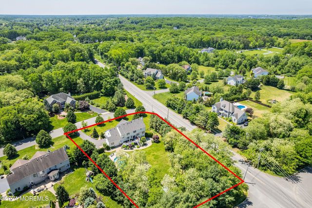 301 Karen Court, Freehold, NJ 07728