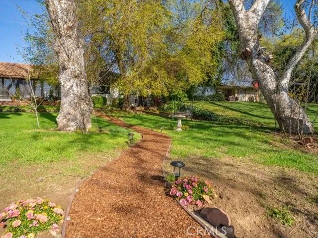 195 Howell Avenue, Red Bluff, CA 96080