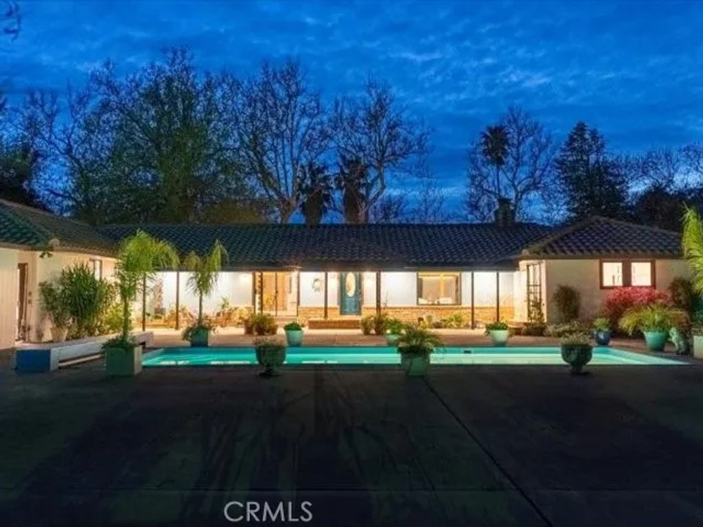 195 Howell Avenue, Red Bluff, CA 96080