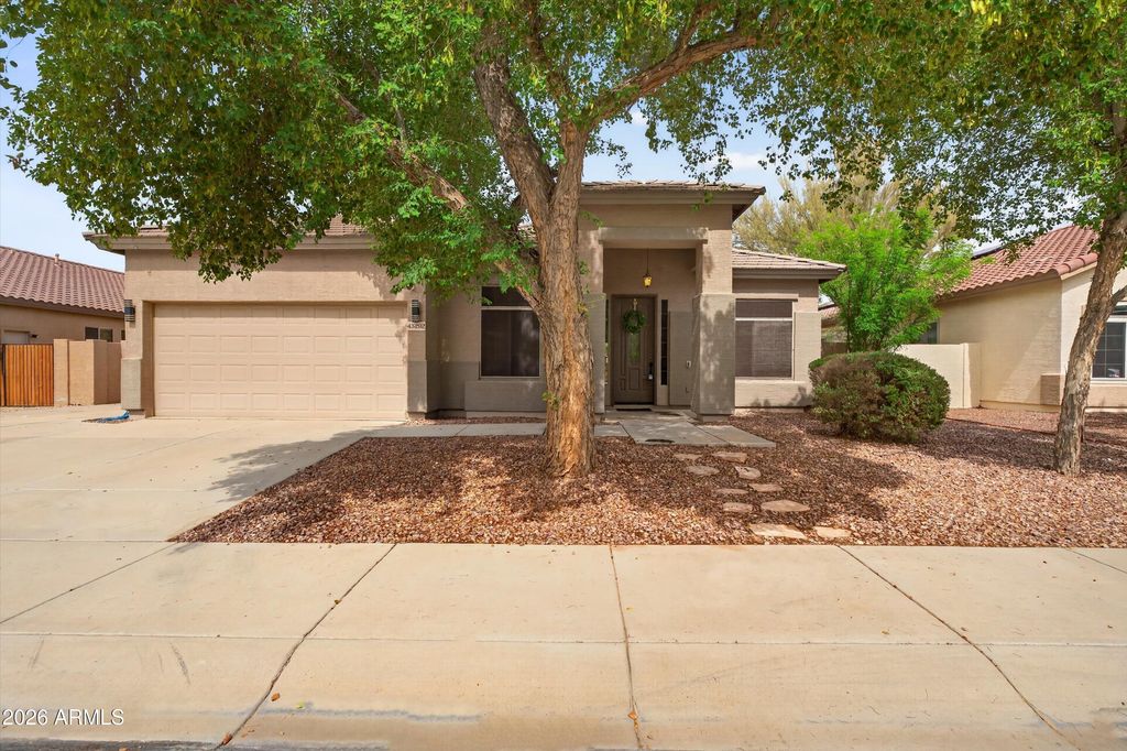 43292 W OAKLAND Court, Maricopa, AZ 85138 — exterior