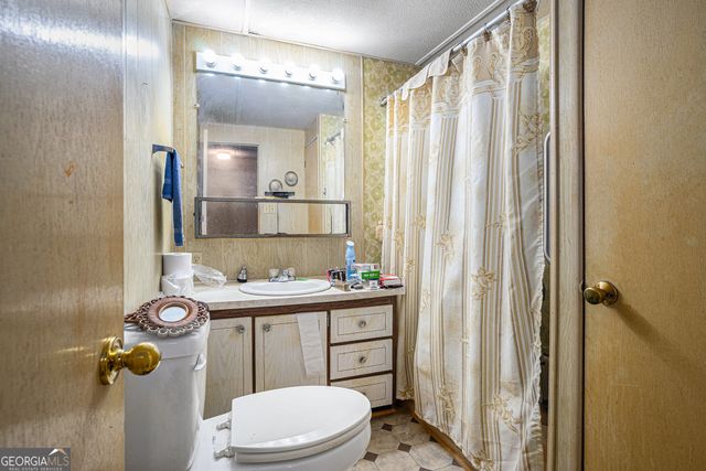 1442 Gum Creek Road, Oxford, GA 30054