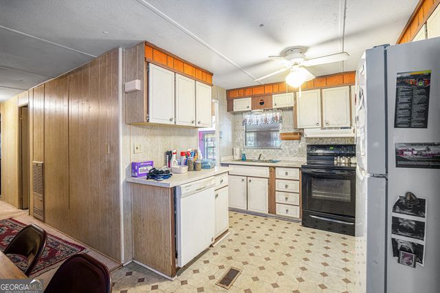 1442 Gum Creek Road, Oxford, GA 30054