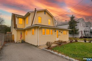 32 Grove Street, Wanaque, NJ 07465