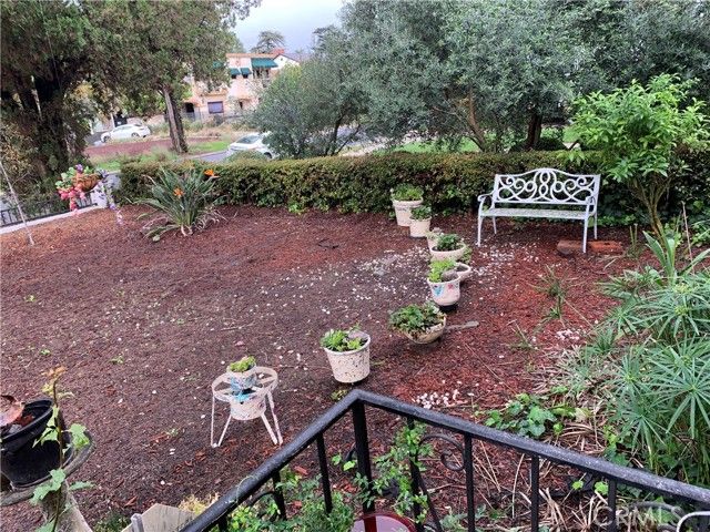 1826 Wellington Road, Los Angeles, CA 90019