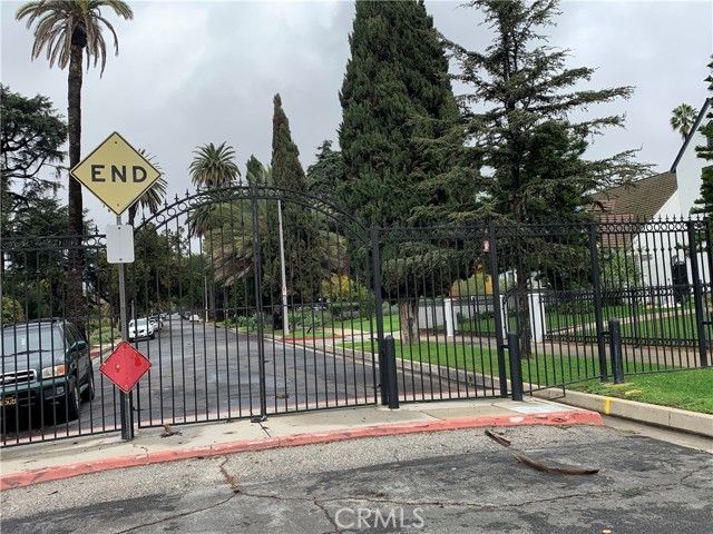1826 Wellington Road, Los Angeles, CA 90019