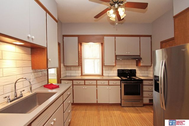 1845 A Street, Lincoln, NE 68502