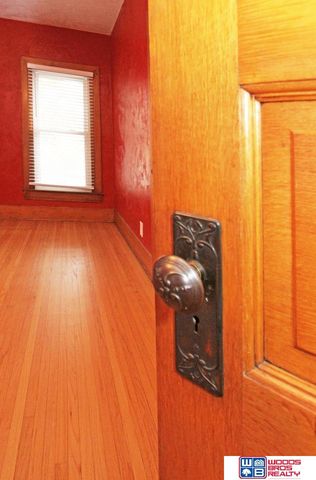 1845 A Street, Lincoln, NE 68502