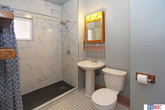 1845 A Street, Lincoln, NE 68502