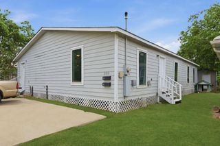 303 Gans Street, Houston, TX 77029