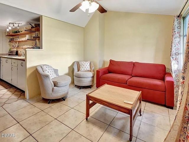 311 N BLUE LAKE TERRACE 1, Deland, FL 32724