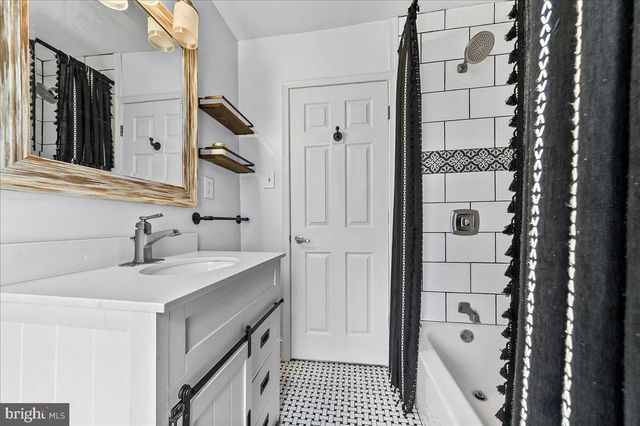 231 E HORTTER ST, Philadelphia, PA 19119