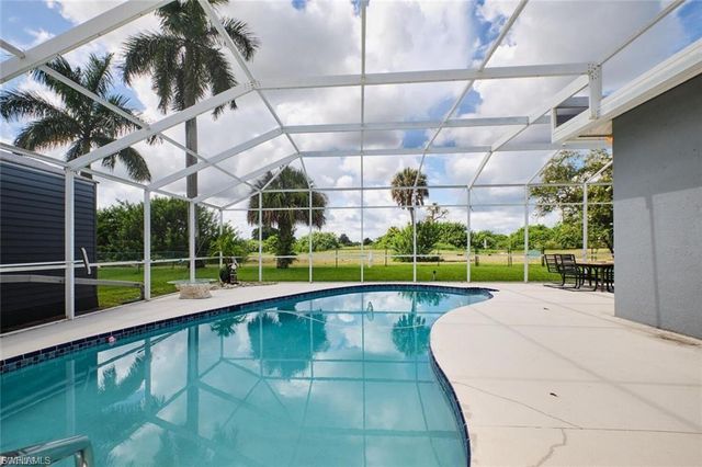 734 Milwaukee BLVD, Lehigh Acres, FL 33974