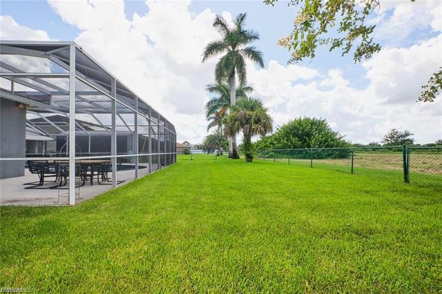 734 Milwaukee BLVD, Lehigh Acres, FL 33974