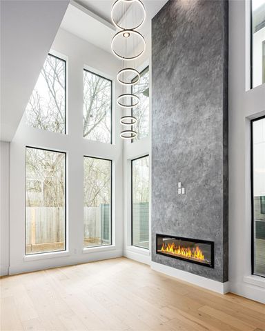 623 Rolling Oaks, Stafford, TX 77477