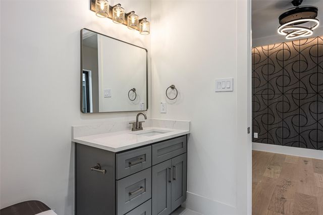 623 Rolling Oaks, Stafford, TX 77477