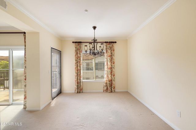 485 Country Club Drive 225, Simi Valley, CA 93065