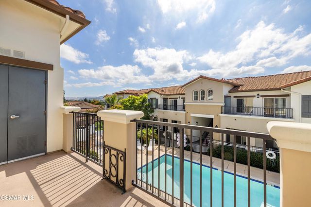 485 Country Club Drive 225, Simi Valley, CA 93065