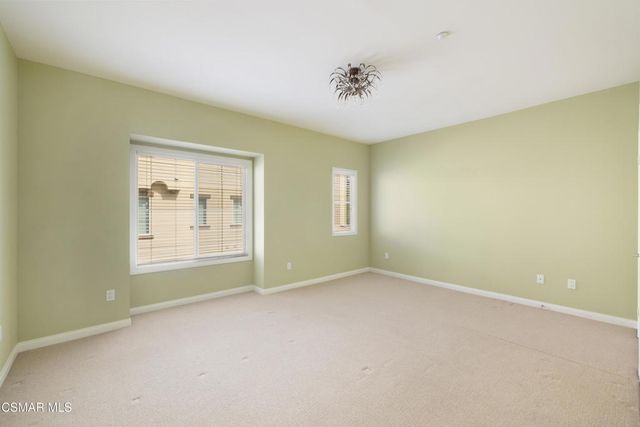 485 Country Club Drive 225, Simi Valley, CA 93065