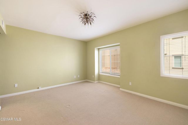 485 Country Club Drive 225, Simi Valley, CA 93065