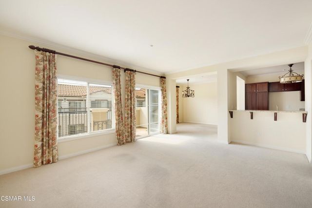 485 Country Club Drive 225, Simi Valley, CA 93065