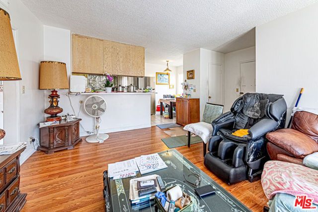 940 S Gramercy Place, Los Angeles, CA 90019