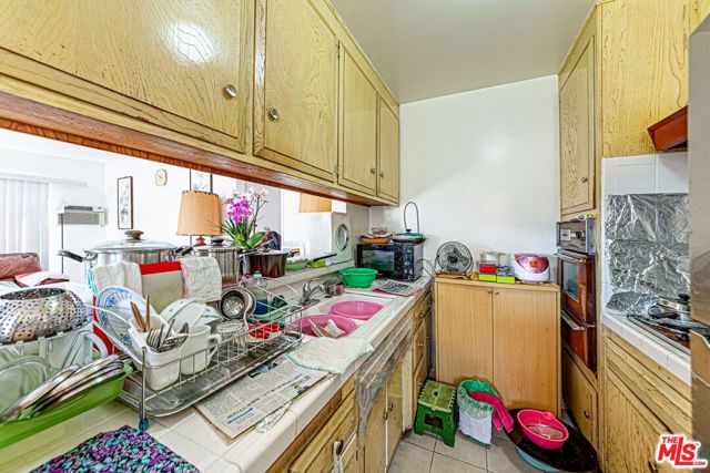 940 S Gramercy Place, Los Angeles, CA 90019