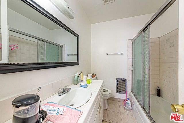 940 S Gramercy Place, Los Angeles, CA 90019