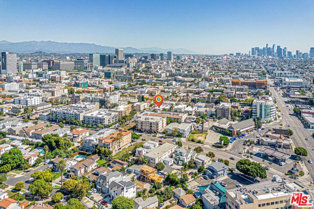 940 S Gramercy Place, Los Angeles, CA 90019