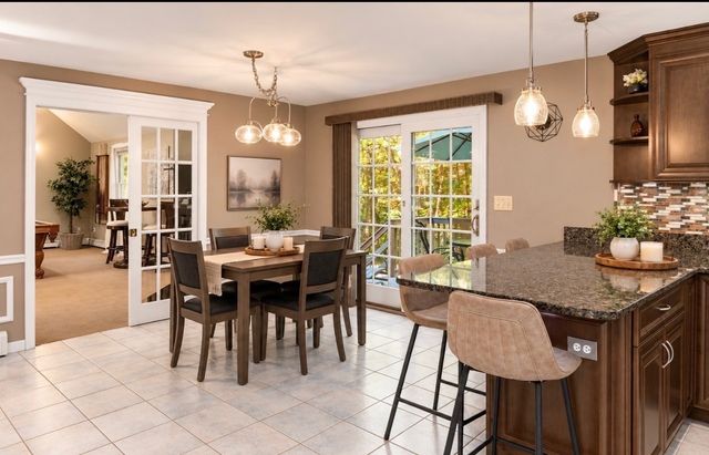 6 Mayhew Farm Dr, Mansfield, MA 02048