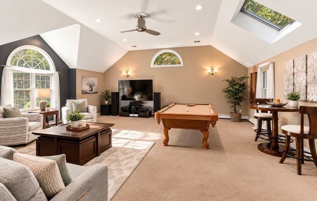 6 Mayhew Farm Dr, Mansfield, MA 02048
