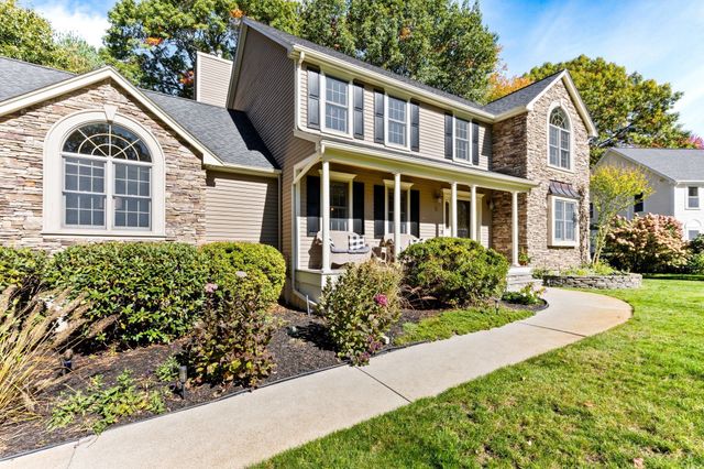 6 Mayhew Farm Dr, Mansfield, MA 02048
