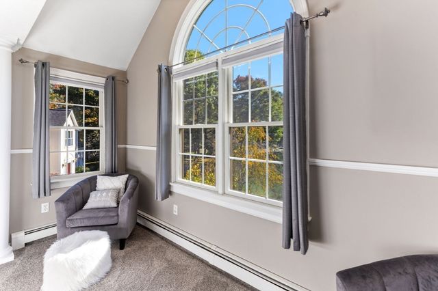 6 Mayhew Farm Dr, Mansfield, MA 02048