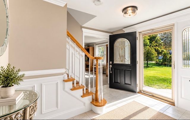 6 Mayhew Farm Dr, Mansfield, MA 02048