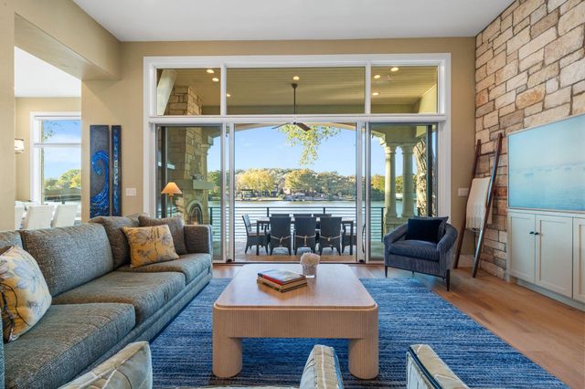 2706 Rivercrest DR, Austin, TX 78746