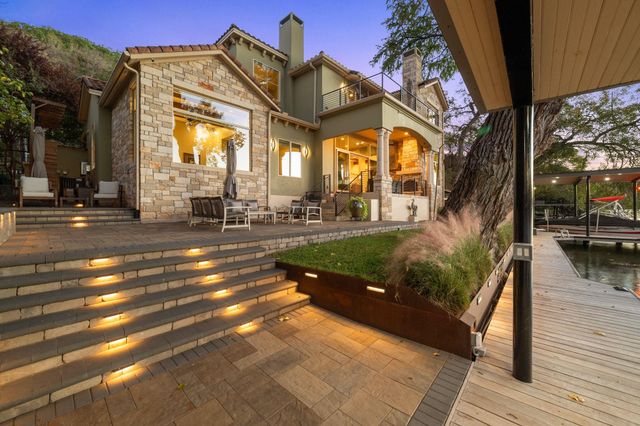 2706 Rivercrest DR, Austin, TX 78746