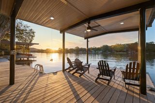 2706 Rivercrest DR, Austin, TX 78746