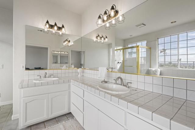 330 Skyline, Vista, CA 92084