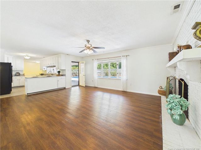 4009 Cedar Creek Road, Fayetteville, NC 28312