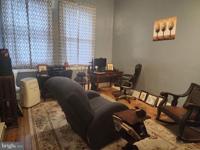 56 N CENTRE ST, Cumberland, MD 21502